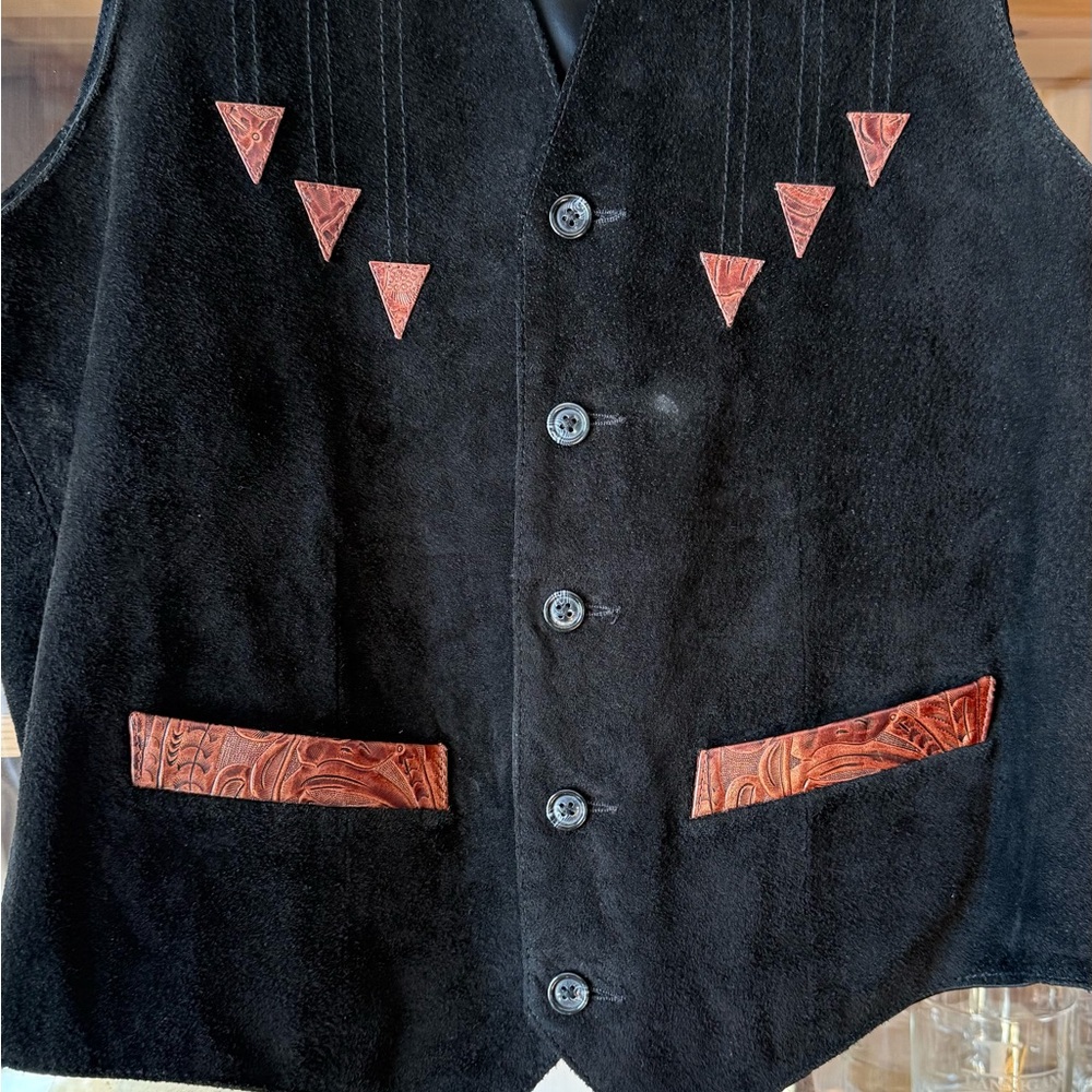 Vintage Scully Black Vest with Embossed Leather Western Accents - Picture 4 of 6